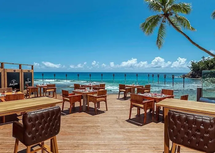 Avani Barbarons Seychelles 5* Grand Anse (Mahe)