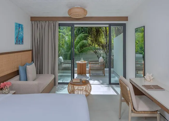 Resort Avani Barbarons Seychelles Grand Anse (Mahe)