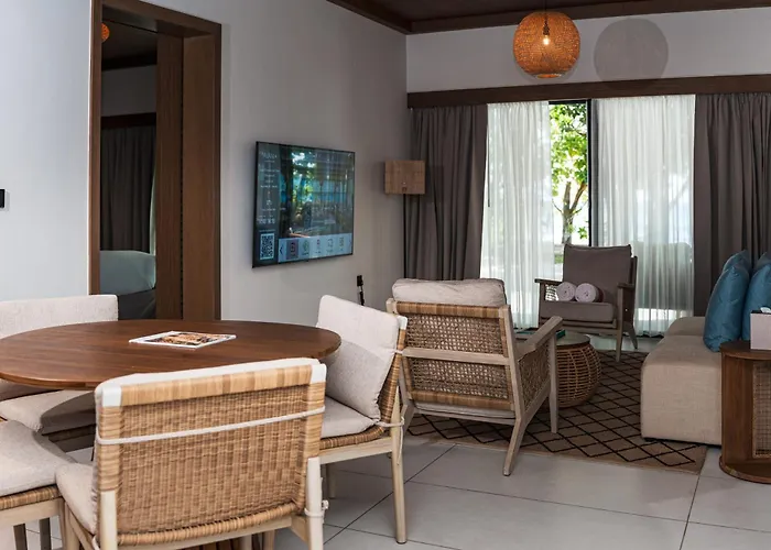 Avani Barbarons Seychelles Grand Anse (Mahe)